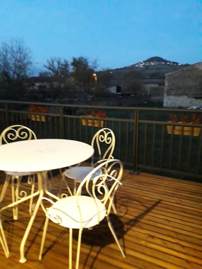 Bed and Breakfast La Cheneviere Saint-Remy-de-Chargnat Екстер'єр фото