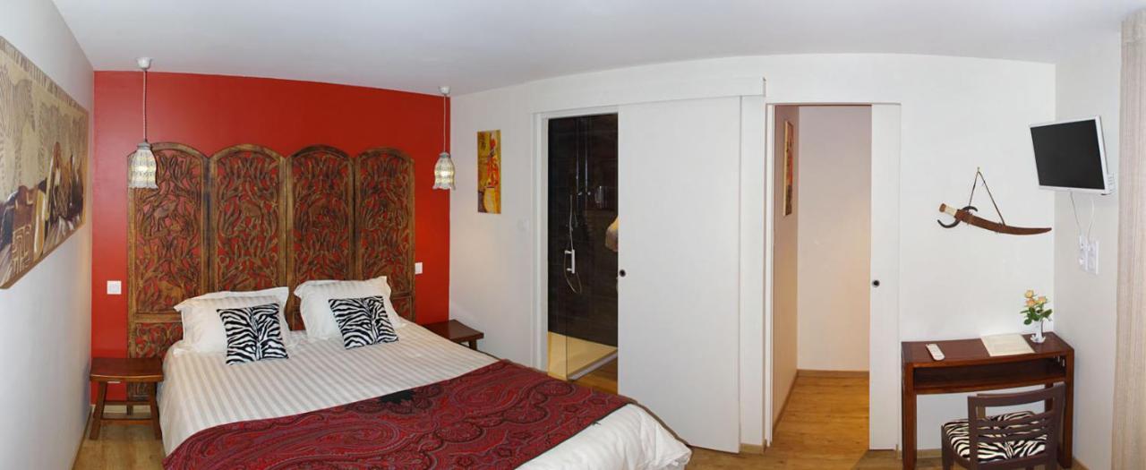 Bed and Breakfast La Cheneviere Saint-Remy-de-Chargnat Екстер'єр фото